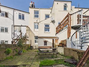 Photo 18- click for photo gallery